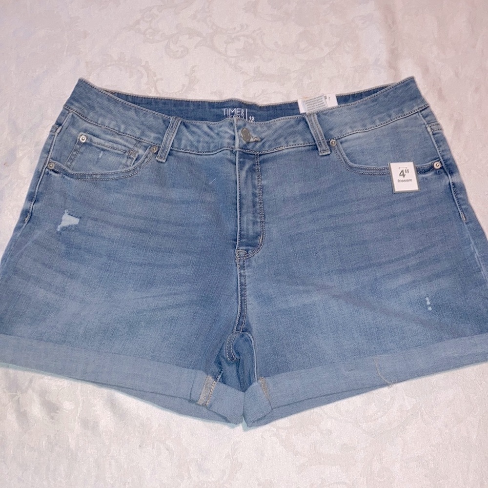 Time & Tru Blue Jean Shorts-Size 12-Relaxed Fit-New with Tags
